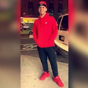 Meet your Posher, Chris f